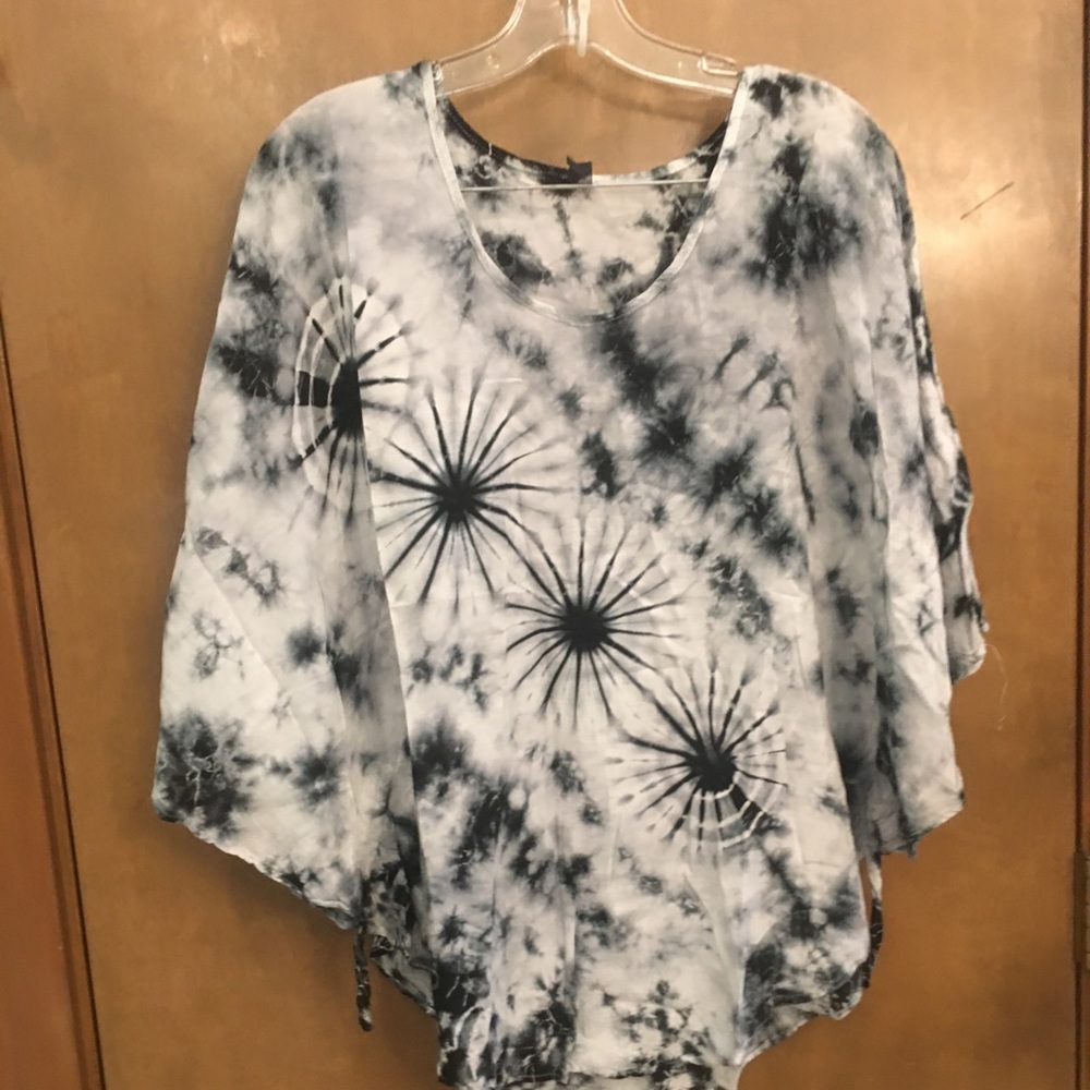 Sacred threads top